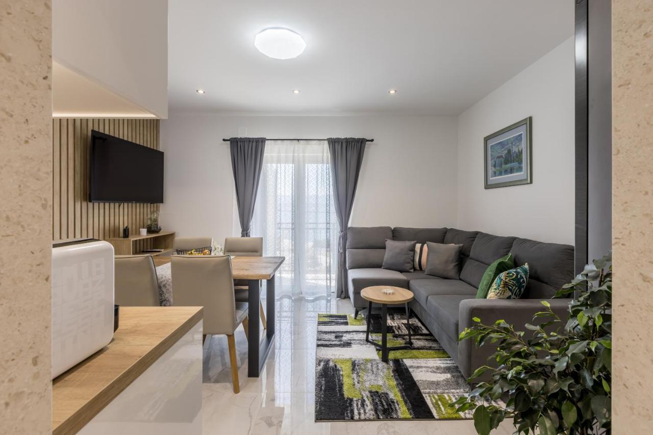 Apartments Petra Bol Eksteriør bilde
